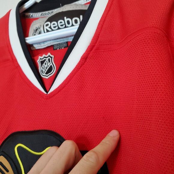 Chicago Blackhawks NHL Reebok Jersey Red Size S - Picture 8 of 8